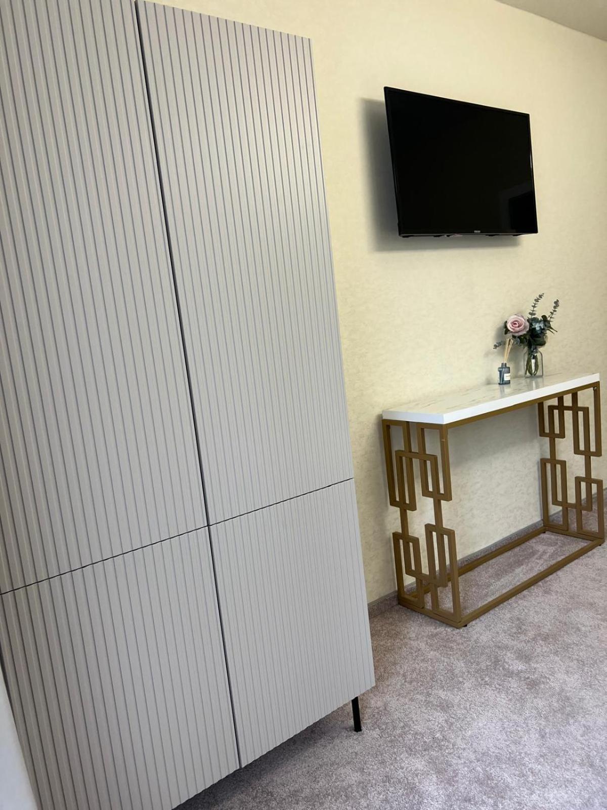 Pensiunea Baroc Dobirlau エクステリア 写真